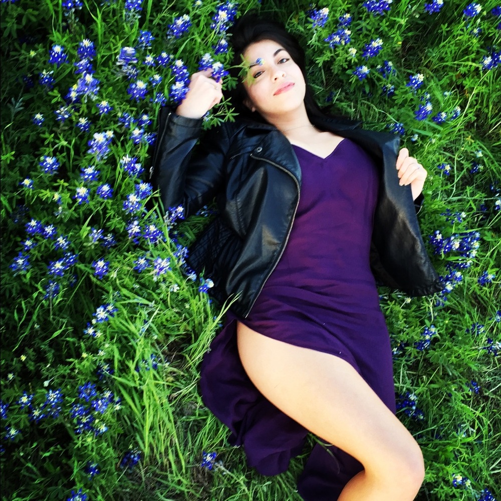 Meet your Posher, Adrianna